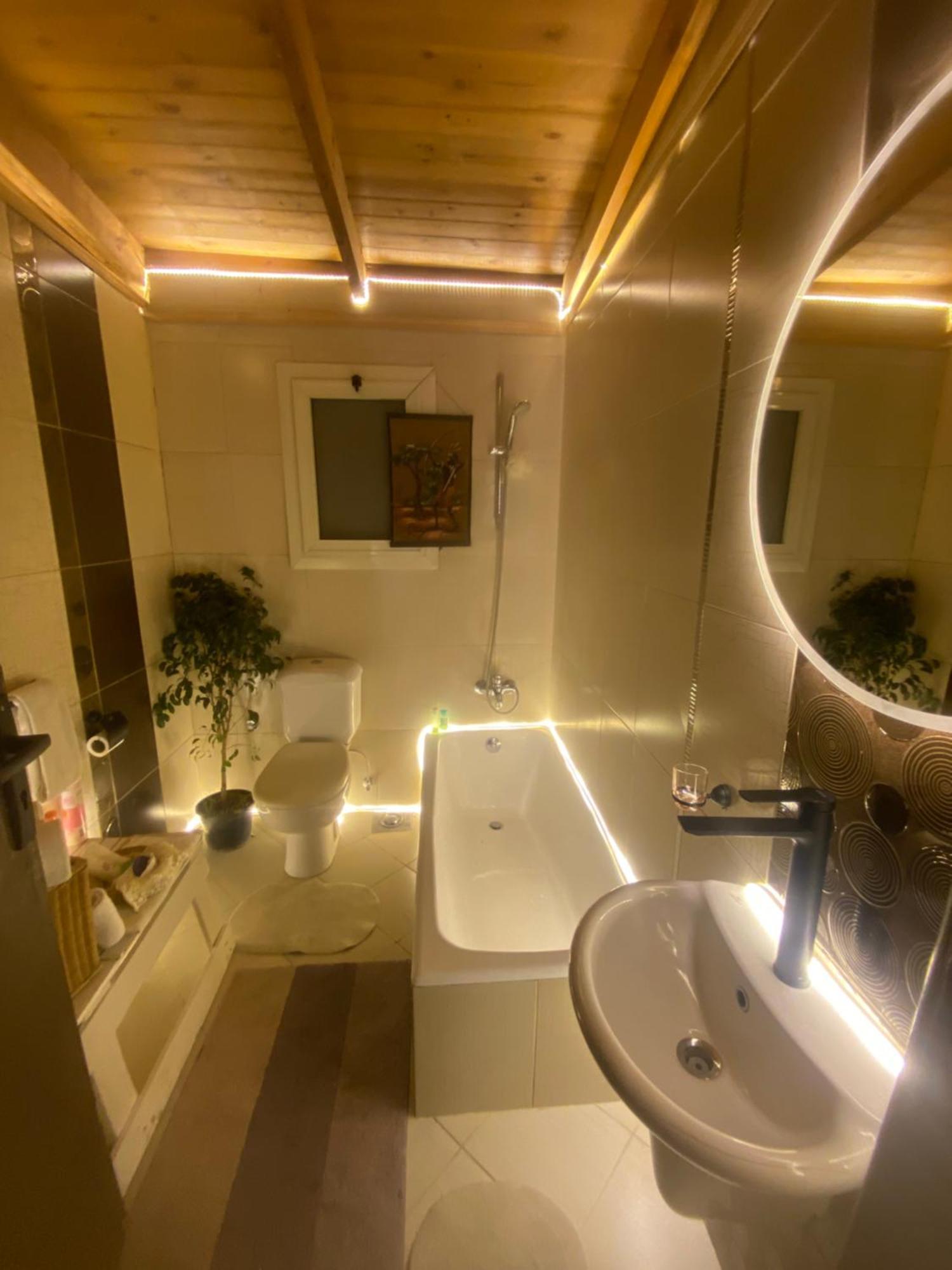 Airport Rooftop Club Luxurious Rooms And Studios ไคโร ภายนอก รูปภาพ